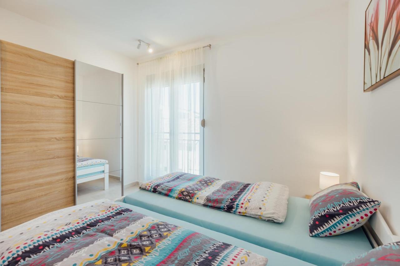 Apartments Villa Swissmonte Herceg Novi Exterior foto
