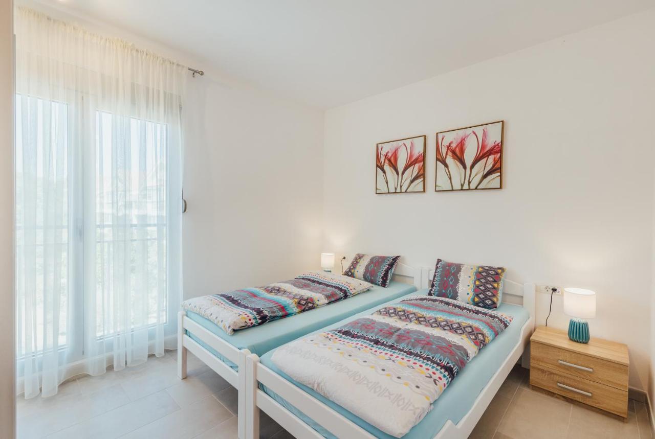 Apartments Villa Swissmonte Herceg Novi Exterior foto