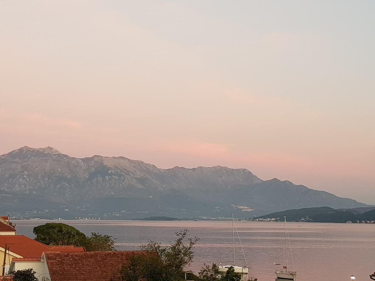 Apartments Villa Swissmonte Herceg Novi Exterior foto